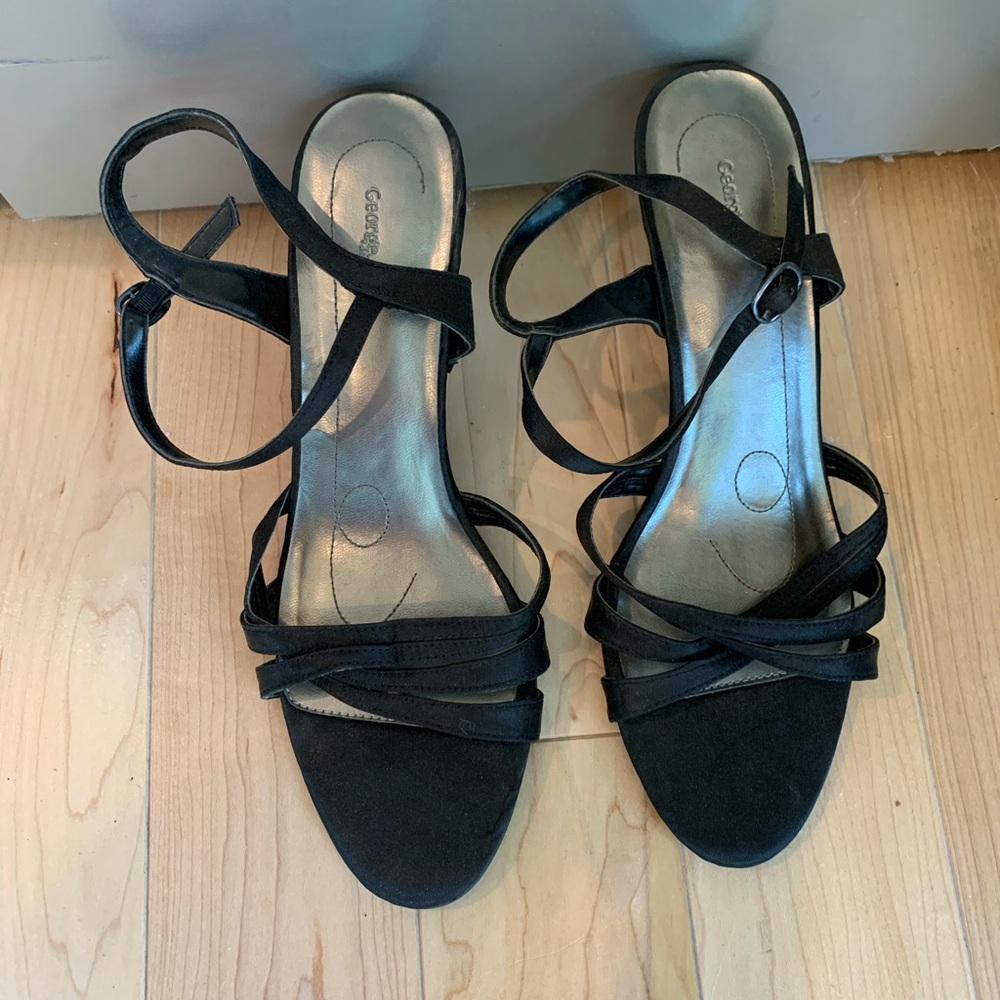 Women’s Black Daniella Shoe